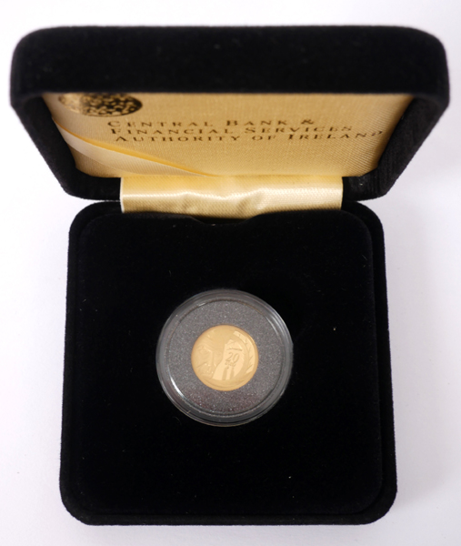 Mixed lot with modern Irish commemorative coins including gold and silver. at Whyte's Auctions