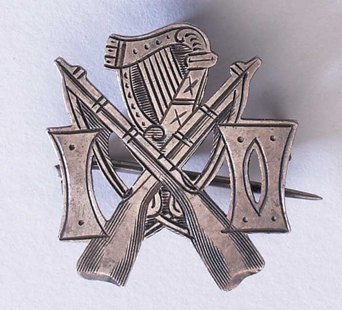 Irish Volunteer badge struck in silver, extremely rare. at Whyte's Auctions