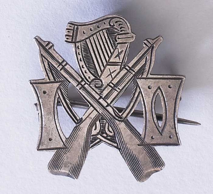 1913-16 Irish Volunteers Silver Badge at Whyte's Auctions