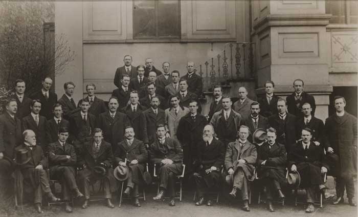 1921 (January) Press photograph "The Leaders of the Sinn Fin Movement" at Whyte's Auctions
