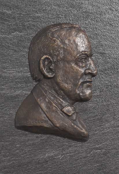 Edward Carson - bronze relief portrait by Charles Ludlow at Whyte's Auctions
