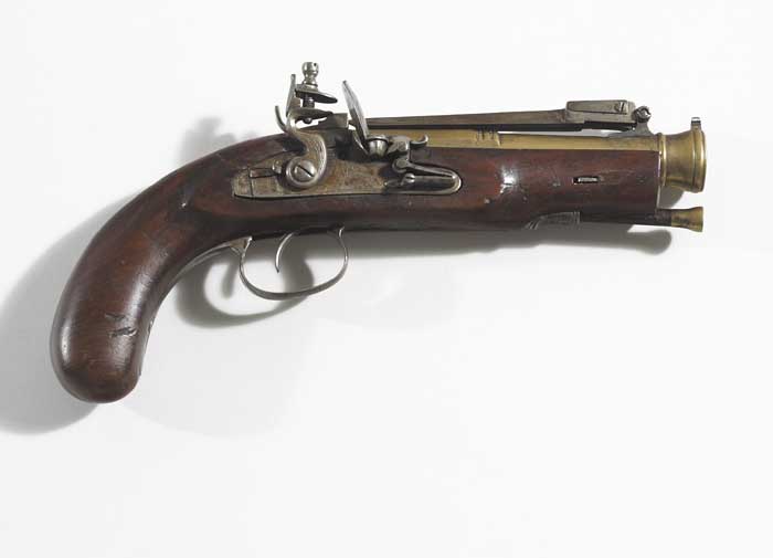 18th Century: Blunder Buss flintlock pistol with spring loaded bayonet at Whyte's Auctions