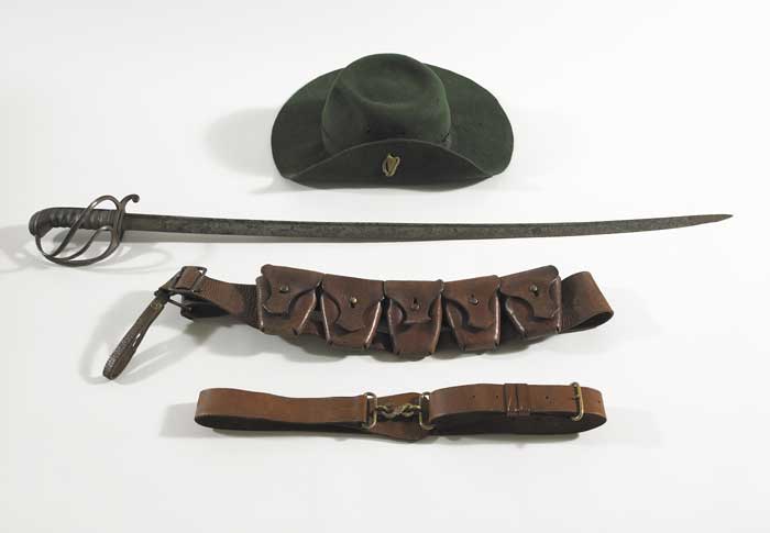 1913-1921: Irish Volunteers equipment collection including hat and sword at Whyte's Auctions