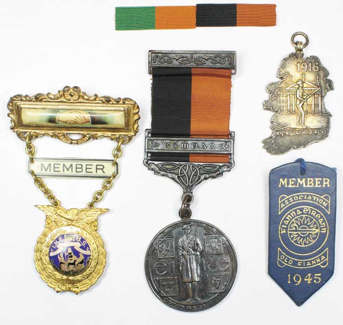 1919-21 War of Independence Medal with Comrac bar with other associated badges to 1916 Veteran at Whyte's Auctions