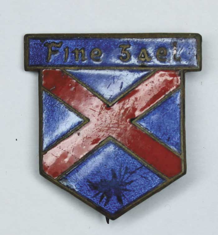 1930s: Fine Gael lapel badge at Whyte's Auctions