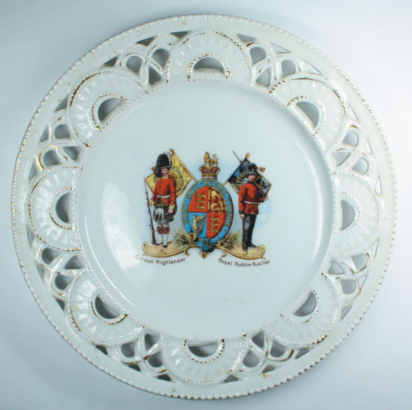 1902-1922: Antrim Artillery and Royal Dublin Fusiliers ceramic plates at Whyte's Auctions