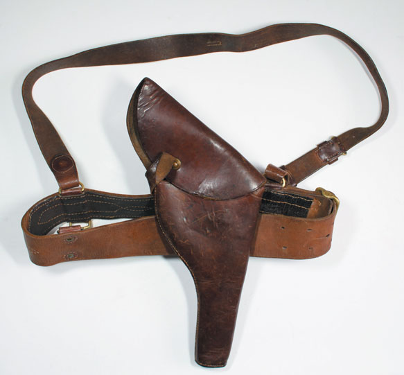 1920-45: Irish Army Sam Browne belts and holsters at Whyte's Auctions