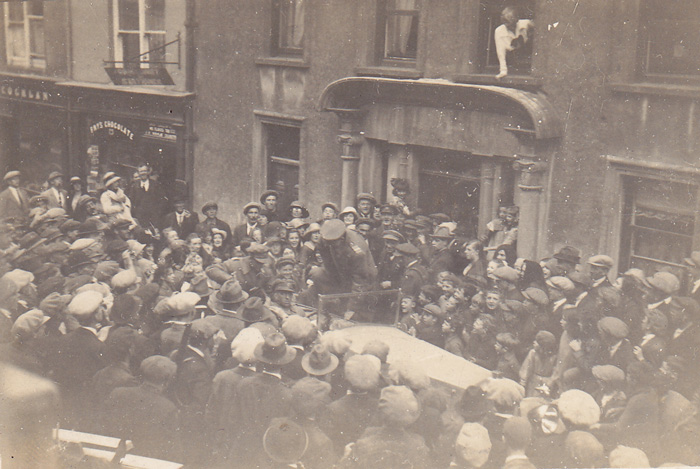 1922 (22 August) Original Photograph of Michael Collins shortly before his death at Whyte's Auctions