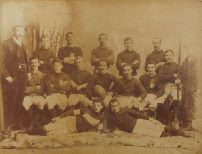 Rugby 1893-94: Pirates' Rugby Football Club team photograph at Whyte's Auctions