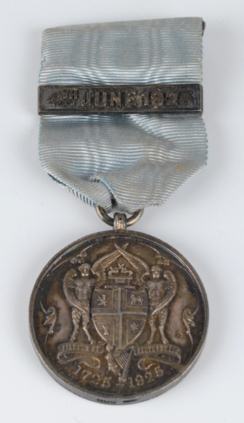 1925 (4 June) Irish Freemasonry bicentenary commemorative medal at Whyte's Auctions
