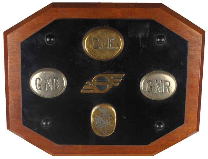 20th Century: Collection of Irish railways horse brasses at Whyte's Auctions