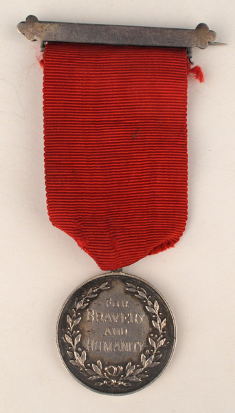 1916: Animals' Guardian Guild Dublin medal for bravery at Whyte's Auctions
