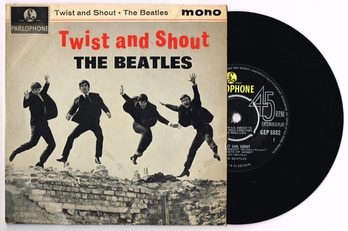 The Beatles: Collection of vinyl 45s at Whyte's Auctions
