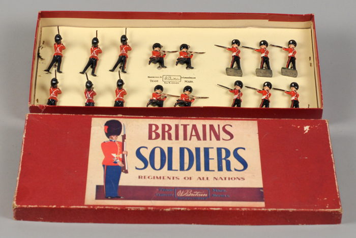 Britains Lead Soldiers Grenadier Guards in Action at Whyte's Auctions