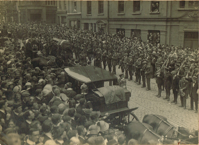 28 August 1922, Arthur Griffith's funeral, photographs. at Whyte's Auctions