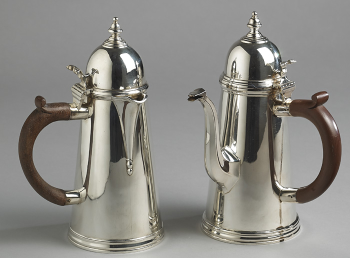 A 20th century silver coffee pot and hot water jug at Whyte's Auctions