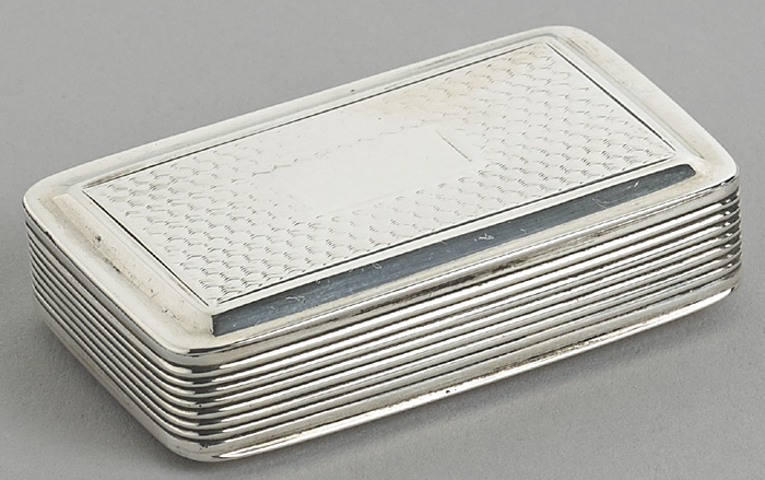 A small William IV silver snuff box by Nathaniel Mills at Whyte's Auctions