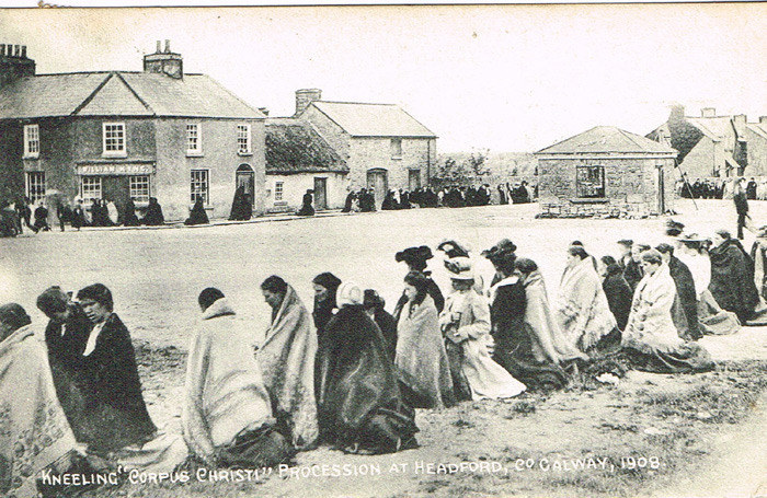 Co. Galway postcards (47) at Whyte's Auctions