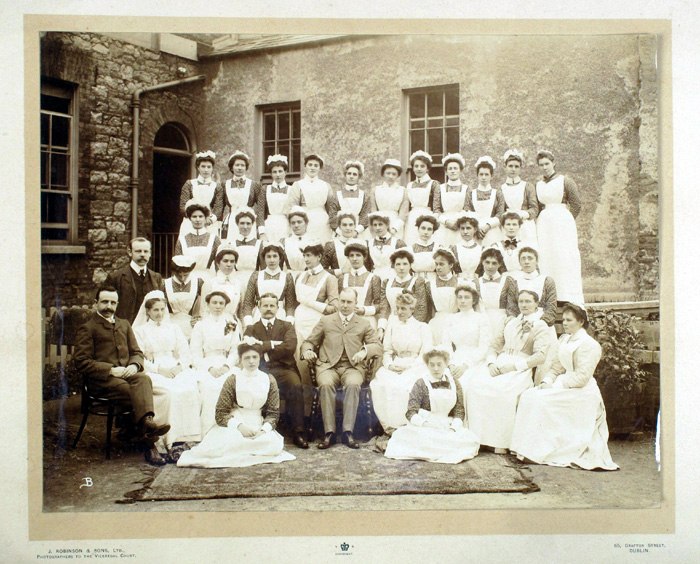 Early 20th century group photograph of nurses at Whyte's Auctions