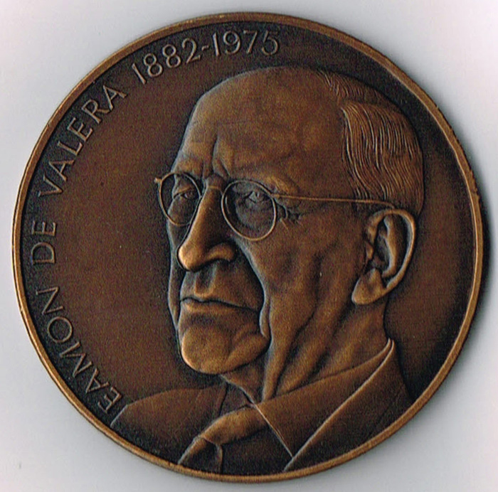 1975 De Valera Bronze Commemorative Medal by Spink at Whyte's Auctions