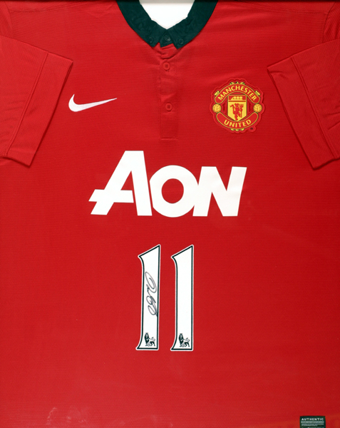 Football, Manchester United, Ryan Giggs, 2013/14, signed home jersey. at Whyte's Auctions