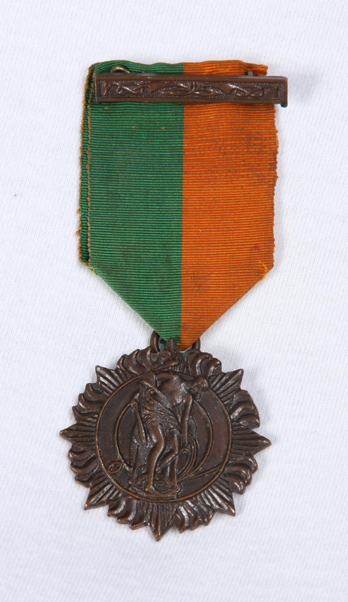 1916 Rising Service Medal to Lieutenant John O'Reilly, Irish Citizens Army. killed in action at City Hall on 24 April. at Whyte's Auctions