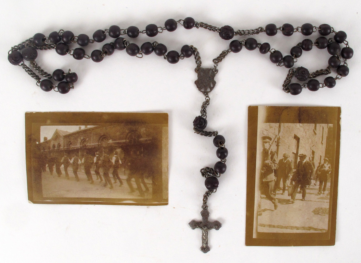 1916 Lieutenant Harry Douglas, Sherwood Foresters, rosary given by a prisoner's mother. at Whyte's Auctions