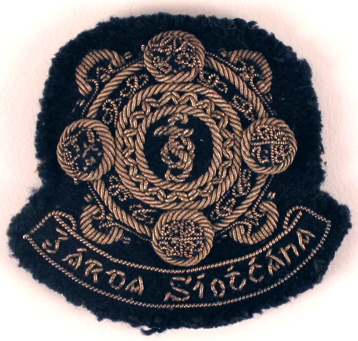 A 1922-pattern Garda Siochana Inspector's cuff rank badge. at Whyte's Auctions