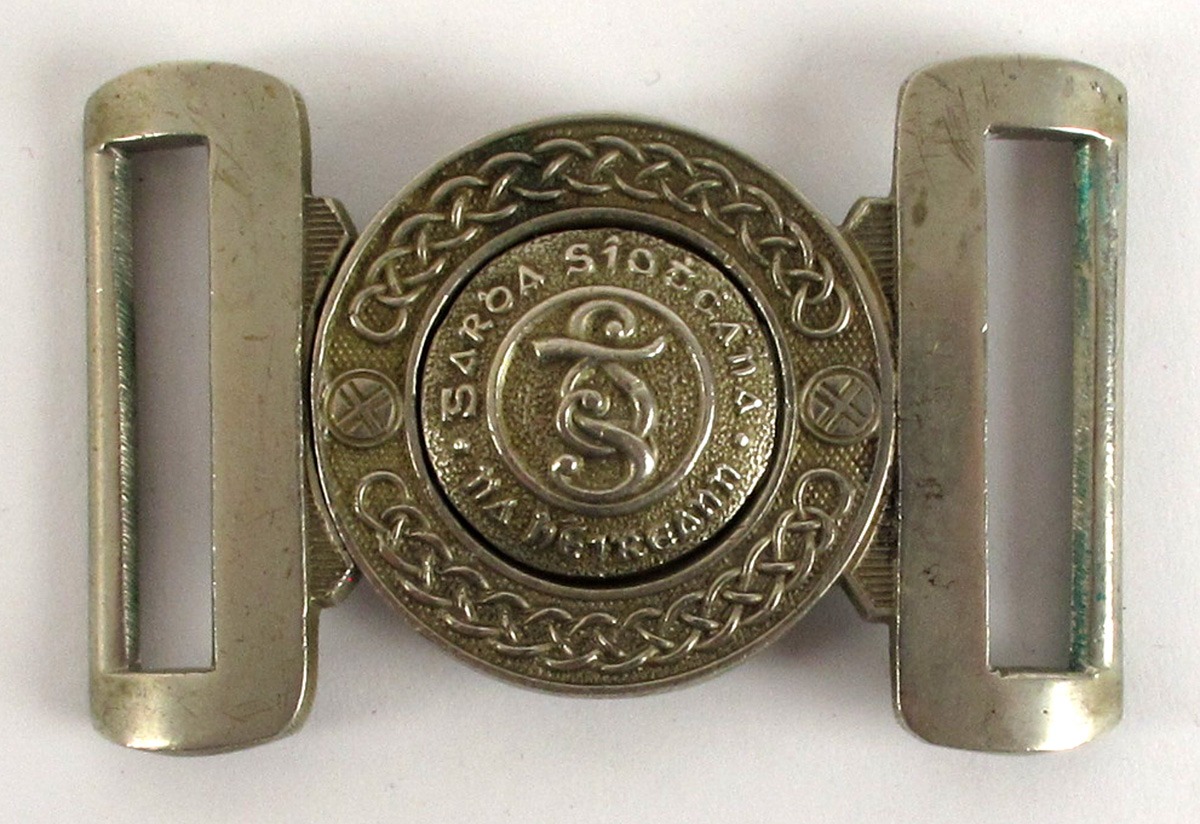 1940's An Garda Siochana waist belt clasp at Whyte's Auctions