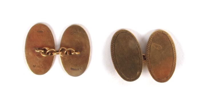 A pair of Irish 9ct yellow gold cufflinks. at Whyte's Auctions