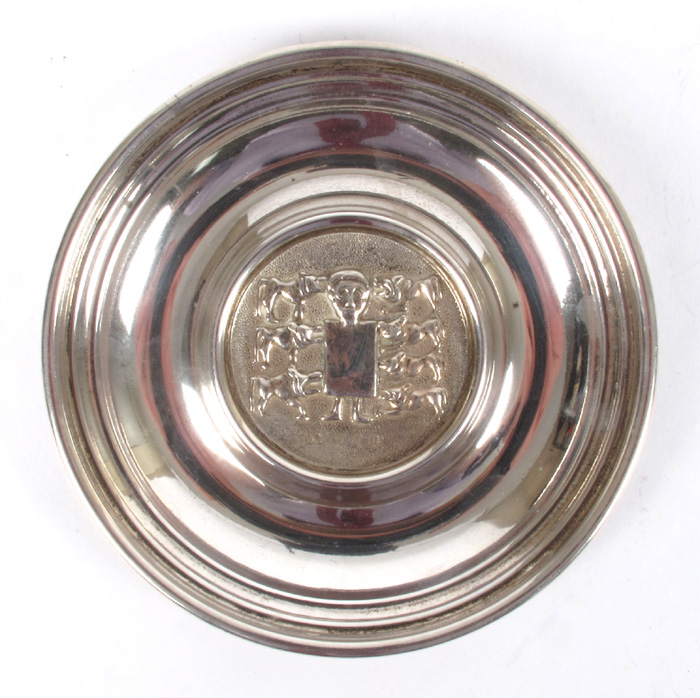 A late 20th century Irish silver waiter, by Douglas Bennett at Whyte's Auctions