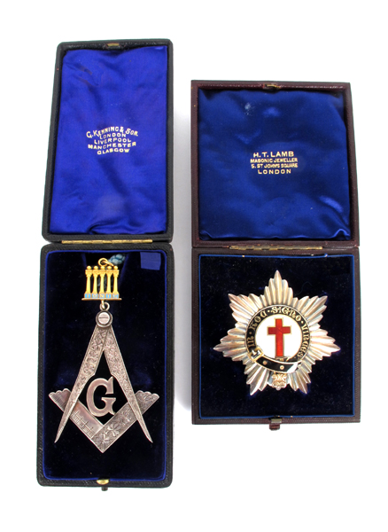 Masonic  Knight's Templar breast star and Worshipful Master's Jewel. at Whyte's Auctions