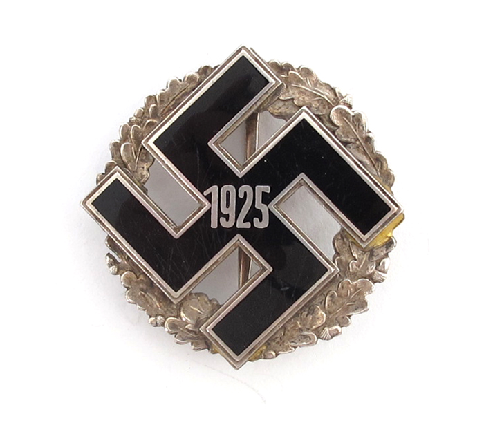 1925 German National Socialist Party members badge. at Whyte's Auctions