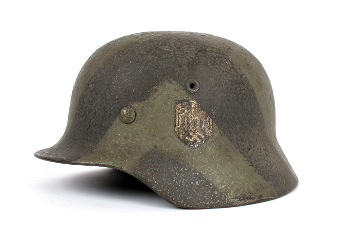 1939-1945 German Third Reich, M40 single decal Army helmet. at Whyte's Auctions