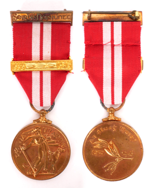 1939-46 Emergency National Service medal, An Sluigh Muir, with one bar. at Whyte's Auctions