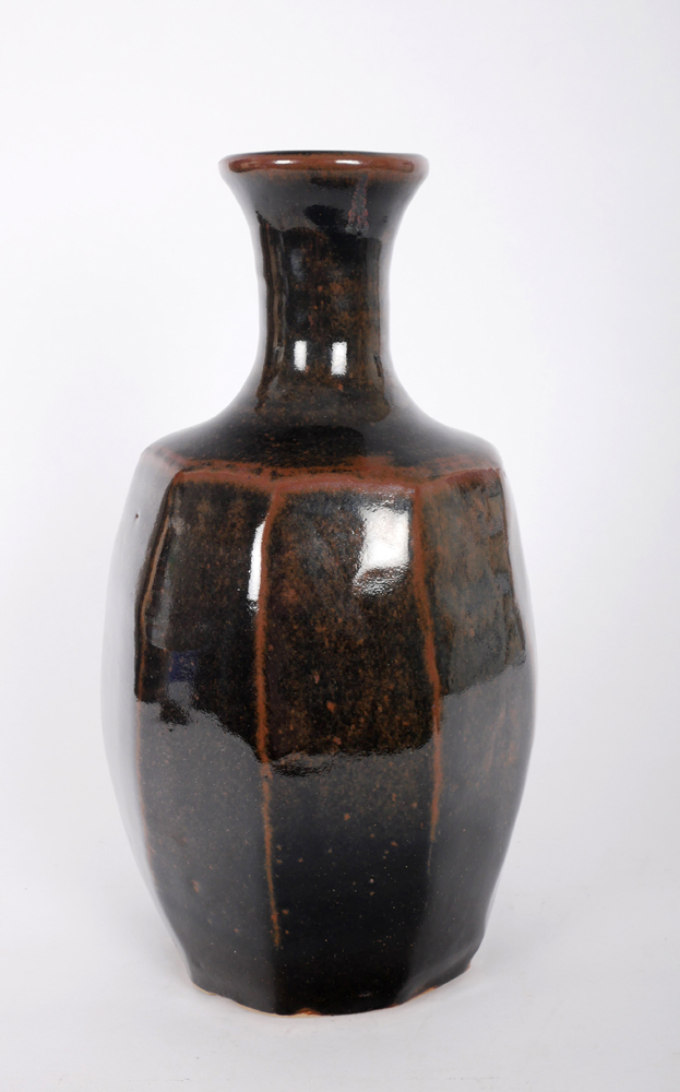 VASE by Trevor Corser sold for �90 at Whyte's Auctions