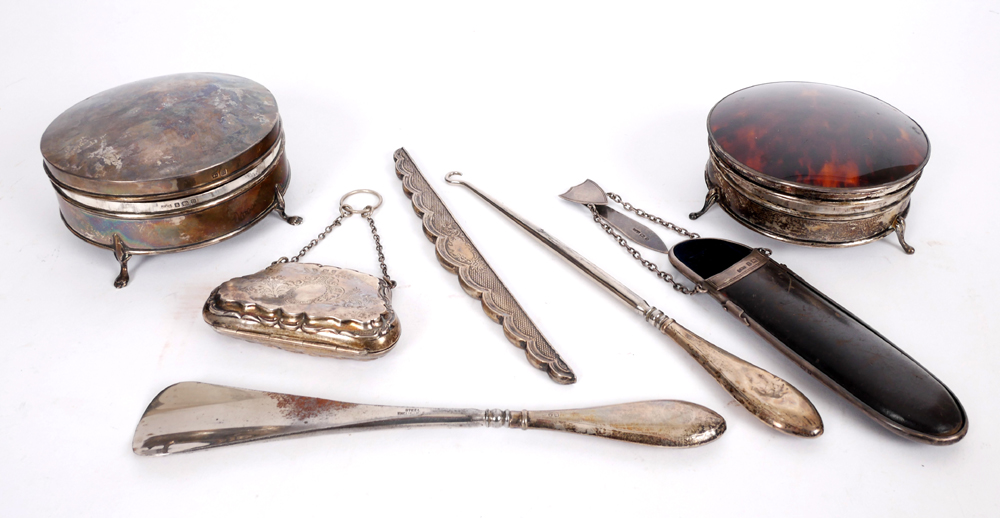 Early 20th century silver ladies' accessories. at Whyte's Auctions