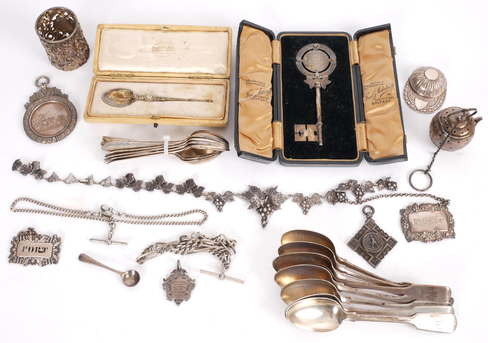 Miscellaneous collection of silver items. at Whyte's Auctions