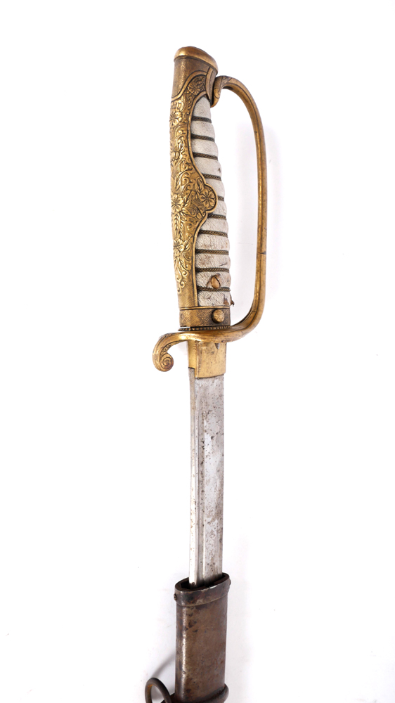 Early 20th century Japanese army Field officer's kyu-gunto. at Whyte's Auctions