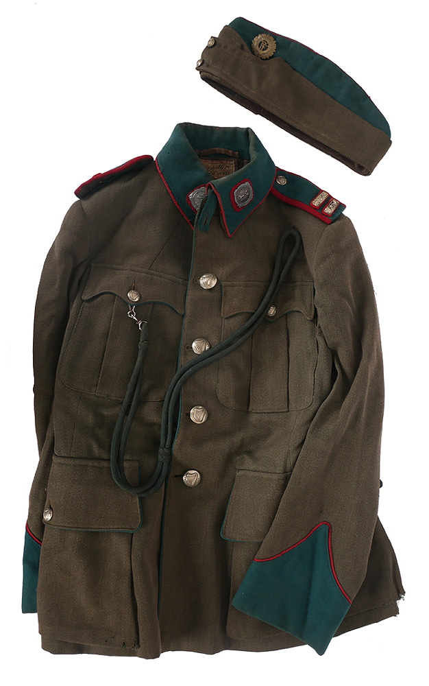1934-pattern Irish Army Volunteer Force uniforms at Whyte's Auctions