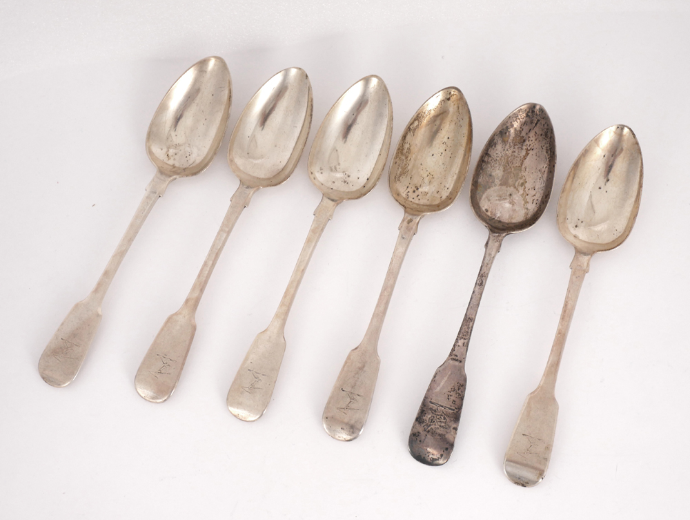 William IV Irish silver table spoons. at Whyte's Auctions