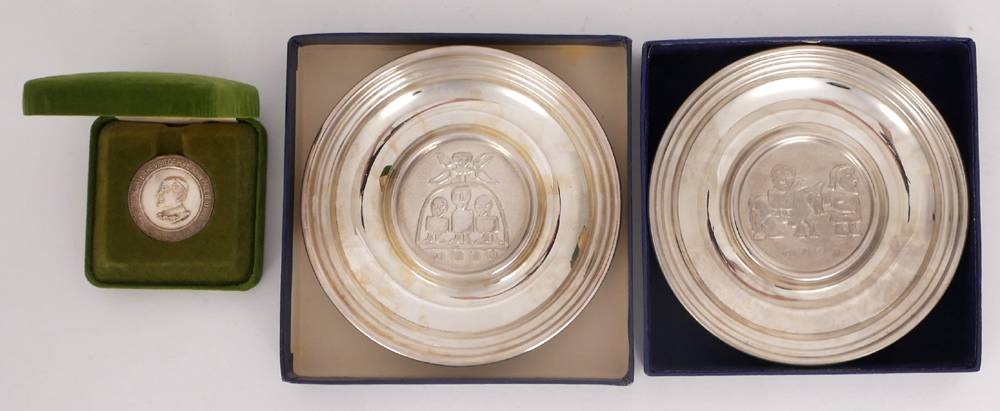 A pair of 20th century Irish silver circular waiters by Douglas Bennett. at Whyte's Auctions