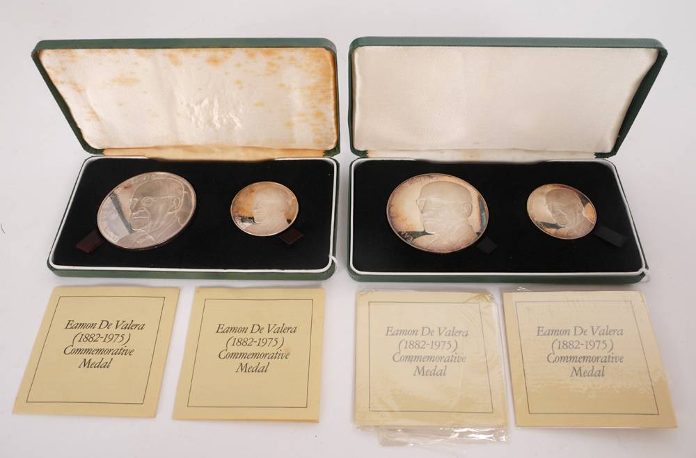 1975. �amon de Valera medals by Spink in 1oz and 2.5 oz versions. at Whyte's Auctions