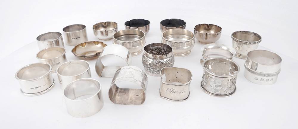 A collection of 20th century silver wares. at Whyte's Auctions