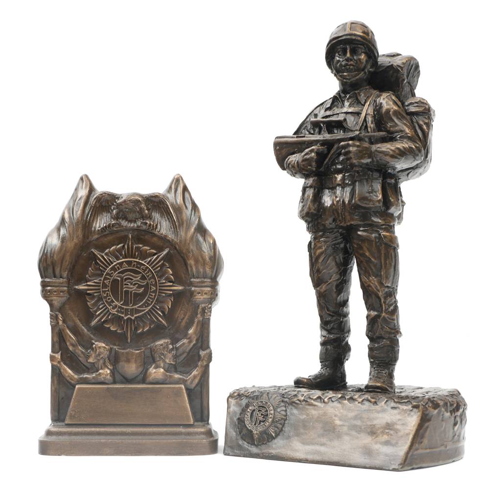 glaigh na hireann figure of an Irish soldier and a plaque. at Whyte's Auctions