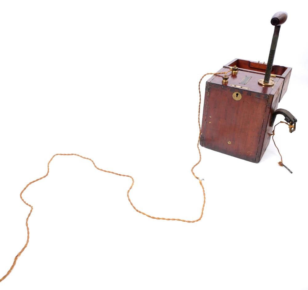 1914-1918 British military detonator-box. at Whyte's Auctions
