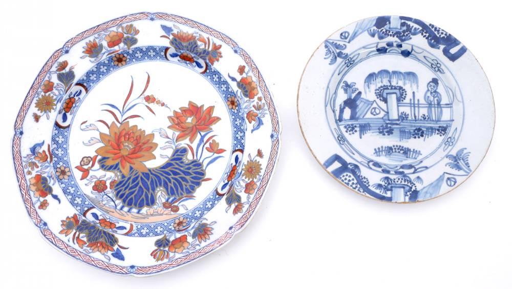 A Georgian Irish Donovan-decorated dinner plate and a delft-ware side plate. at Whyte's Auctions