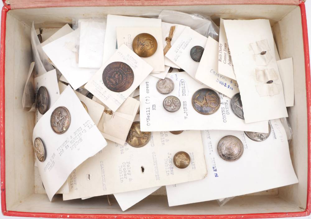 Buttons: mainly Irish livery and hunt buttons (100+) at Whyte's Auctions