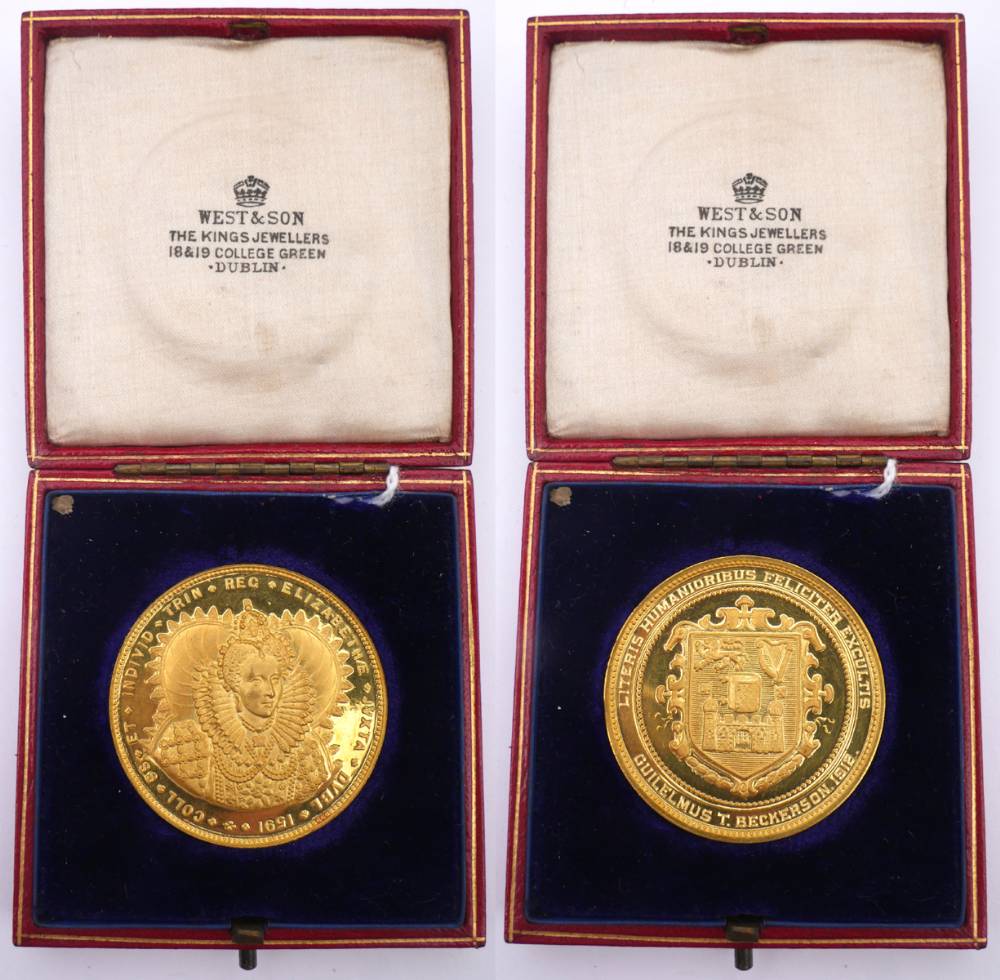 Trinity College Dublin gold award medal, Literature and Humanities, 1912. at Whyte's Auctions