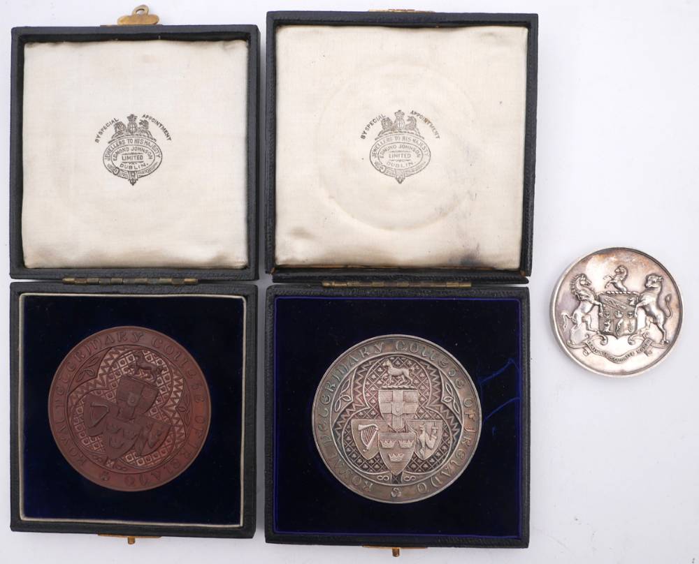Royal Veterinary College of Ireland medals. at Whyte's Auctions